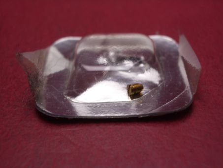 1 Cartier Schraube für Verlängerungsglied, Gelbgold, für Roadster GM & XL, techn. Ref. 2524 & 2619, MX001DCG 