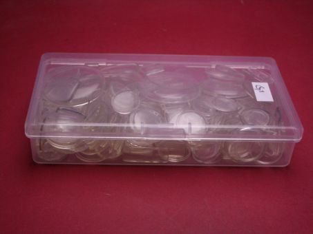 Konvolut verschiedenster Uhrengläser 