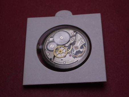 Alpina Uhrwerk Kal. 598 mit Zifferblatt, Zeigern & Krone, Handaufzug, Ø 27.15mm, 46H Gangreserve, f = 18,000 vph 