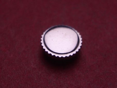 Uhrenkrone, weiß, Ø 5,6mm, Höhe 2,4mm, Gewinde 0,9mm 