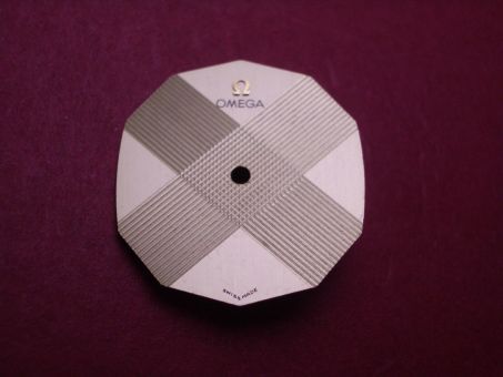 Omega Zifferblatt, ca. 20,1mm x 21,4mm, gold 