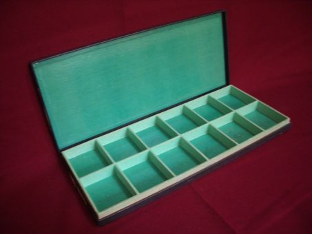 Aufbewahrungs-, /Transport- / oder Sortierbox, 35cm x 15,5cm x 2,5cm, 12 Fächer, gebraucht 