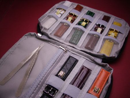 Aufbewahrungs- /Transporttasche für Uhren-Zubehör oder -Werkzeug, 22cm x 17,5cm, schwarz 