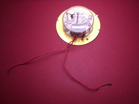 Reform Brevet elektromechanisches Einsteckuhrwerk Kal. 5000 für Tischuhren, mit Minutenstop, von ca. 1950, NOS (New Old Stock) 
