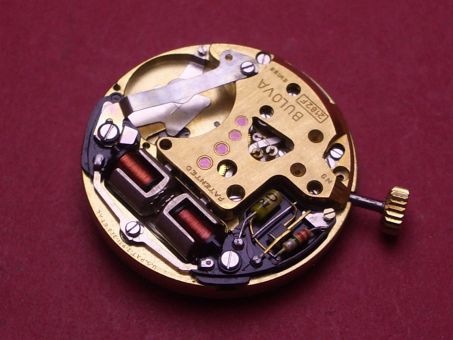 Bulova Accutron Uhrwerk Kal. 2182F, mit Zifferblatt, Zeigern und Krone, gebraucht 