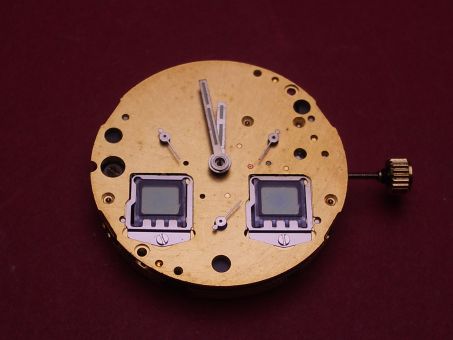 ETA Chronographen-Uhrwerk Kal. 251.265, Quartz, mit LCD-Datumsanzeige und Alarm, NOS (New Old Stock) 