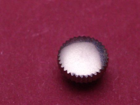 Vacheron Constantin Stahl Krone staubgeschützt, Ø 4,63mm Höhe 1,65mm / 2,83mm, Gewinde 1,2mm 
