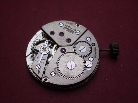 Peseux Uhrwerk Kal. 190 ohne Stunden- und Minutenrad 